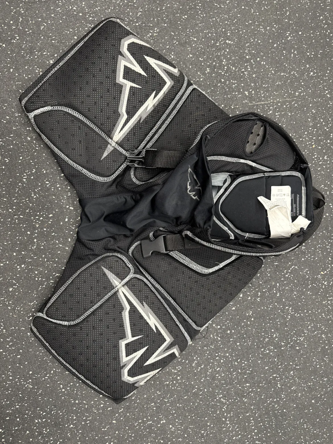 Used MISSION CORE GURDLE LAX Goalie Pant Y Black SM