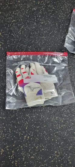 Used Mizuno BB/SB Batting Gloves None XS