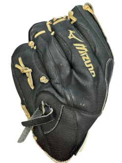 Used Mizuno BLACK BB/SB Glove RH Throw Black 12"