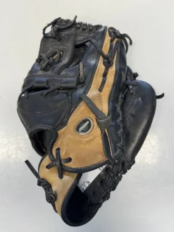 Used Mizuno GCS 1175 BB/SB Glove RH Throw Black 11