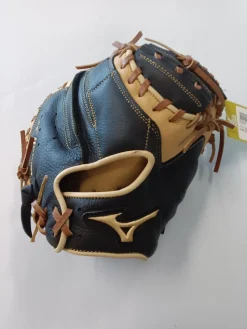Used Mizuno GXC95 BB/SB Catchers RH Throw Black 33"