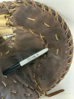 Used Mizuno GXF 92 BB/SB First Base RH Throw Brown 12 1/2"