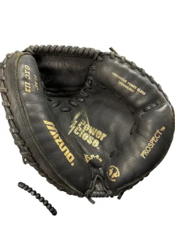 Used Mizuno POWER CLOSE BB/SB Catchers RH Throw Black 31 1/2"