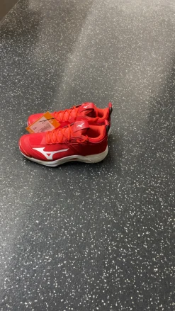 Used Mizuno VB Shoes Adult Red Senior 8