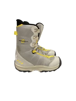 Used Morrow BOOTS SLICK Boys Snowboard Boots Grey Junior 04