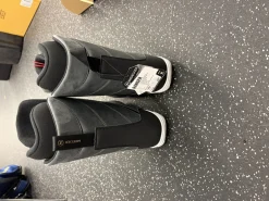 Used Nidecker RANGER BOA Mens Snowboard Boots Grey Senior 8.5