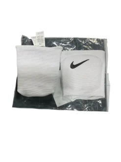 Used Nike Indoor VB White