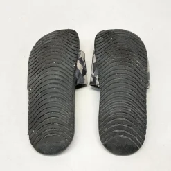 Used Nike Junior 06 Sandals
