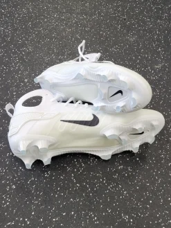 Used Nike LAX Cleats Mens White Senior 12