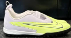 Used Nike PHANTOM GX ACADEMY Soccer Turf Shoes White Junior 03.5
