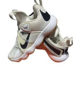 Used Nike REACT HYPERSET VB Shoes Adult White And Black Senior 6.5