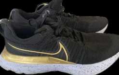 Used Nike Running/X-Train Shoes W