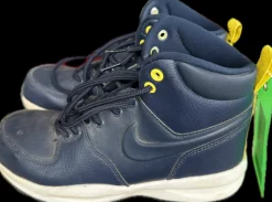 Used Nike Snow/Hunt/Hike Boots Y