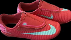 Used Nike Soccer Cleats Pink Youth 12.0