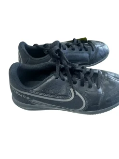 Used Nike Soccer Indoor Shoes Black Junior 04.5