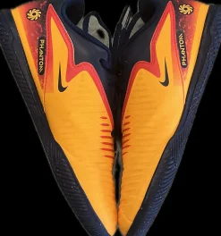 Used Nike Soccer Indoor Shoes Navy Blue And Yellow Junior 02