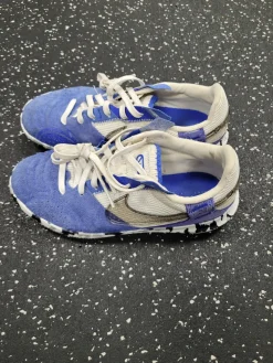 Used Nike Soccer Indoor Shoes Royal Blue Junior 01