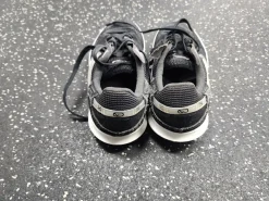 Used Nike Soccer Turf Shoes Black Junior 02.5