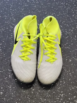 Used Nike Soccer Turf Shoes Grey And Lime Junior 04.5