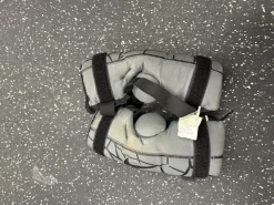 Used Nike VAPOR LT YOUTH Lacrosse Arm Pads/Guards Grey MD