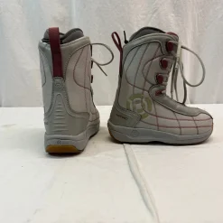 Used Nitro ECHO Girls Snowboard Boots Grey Junior 05.5