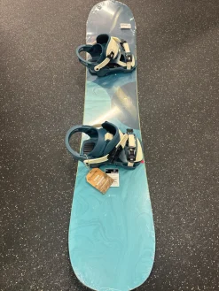 Used Nordica ELLE Womens Board/Bindings Teal 143 cm