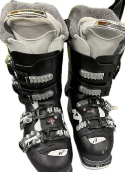 Used Nordica SPEED MACHINE P5W Girls DH Ski Boot Black 225 MP - J04.5 - W5.5