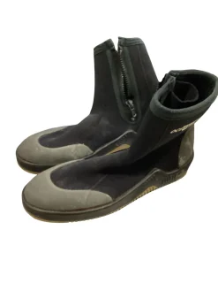 Used OCEAN GUIDE USA Water Shoes M Black Senior 7