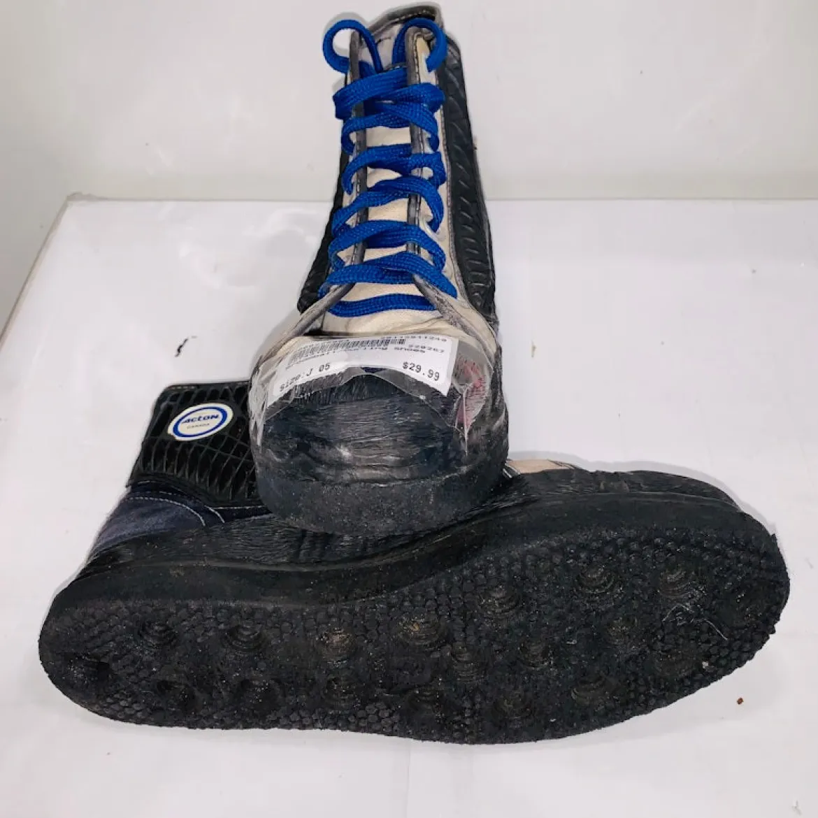 Used *Other Brand Junior 05 Broomball & Curling / Shoes