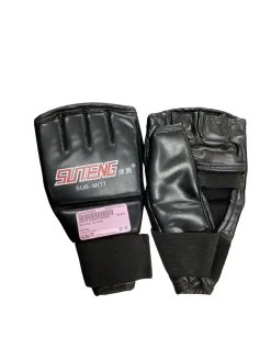 Used Other Gloves Black Senior