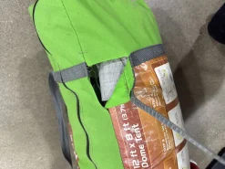 Used OZARK TRAIL 12X8 6 PERSON TENT Multi-person & Family Tent Green Family