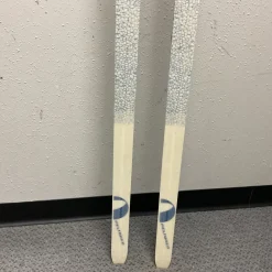 Used PELTONEN CALIBRE Boys XC Ski/Binding White And Purple 160 cm