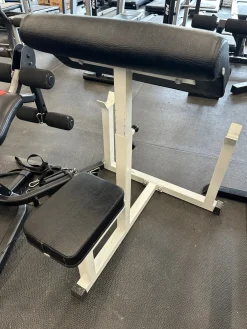 Used PREACHER CURL BENCH Arm Curl Bench