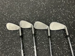 Used Quest SET Badminton Other