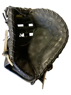 Used Rawlings HEART OF THE HIDE PROFM18-17B BB/SB First Base RH Throw Black 12 1/2
