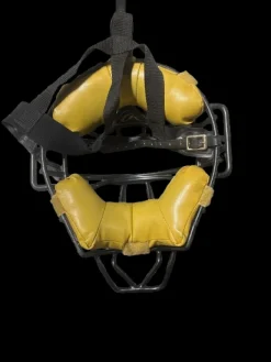 Used Rawlings RAWLINGS UMPIRE MASK - PWMX Umpire Mask