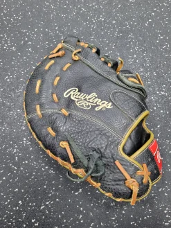 Used Rawlings RFB BB/SB First Base RH Throw Black 13