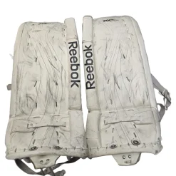 Used Reebok XT24 JR GOALIE LEGS PADS 28+1 Goalie Leg Pads Junior White 28"