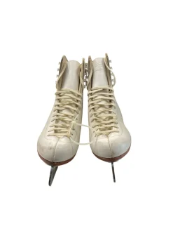Used Riedell 9506 SZ 6.5 WomensFigure Skate White Senior 6.5
