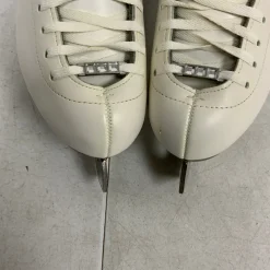 Used Riedell DIAMOND WomensFigure Skate White Senior 8.5
