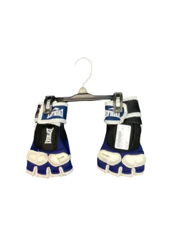 Used Ringside Martial Arts Gloves Black Senior