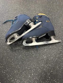 Used Roces CAJE WomensFigure Skate Navy Blue Senior 7