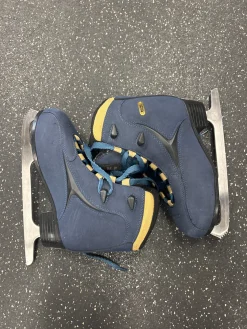 Used Roces CAJE WomensFigure Skate Navy Blue Senior 7