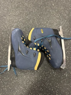 Used Roces CAJE WomensFigure Skate Navy Blue Senior 8