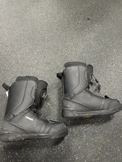Used Rossignol EXCITE BOA Mens Snowboard Boots Black Senior 12
