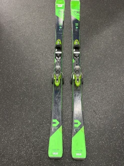 Used Rossignol EXPERIENCE E77 Mens DH Ski/Binding Green 176 cm