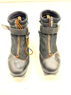 Used Rossignol Womens NNN XC Ski Boots Black W 06 / JR 04-04.5
