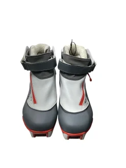 Used Salomon Girls SNS Cross Country Ski Boots W 06 / JR 04-04.5