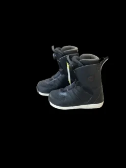 Used Salomon LAUNCH BOA JR Womens Snowboard Boots Black Senior 7
