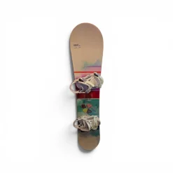 Used SALOMON LOTUS W/ BINDINGS Women's 138 cm snowboard